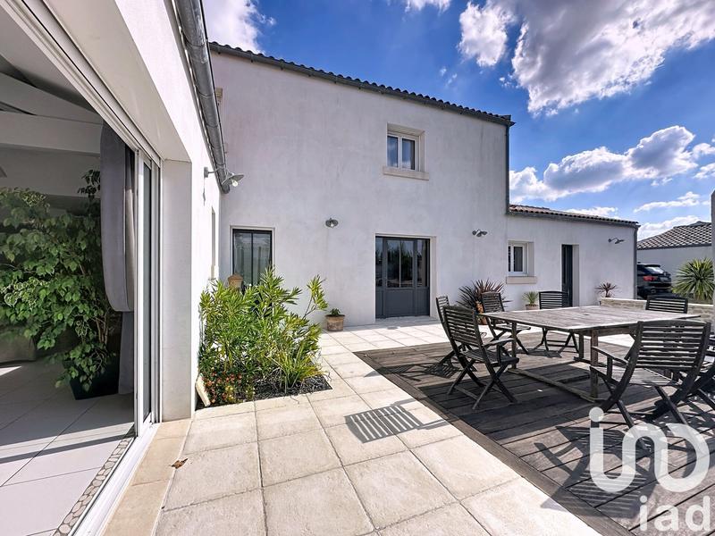 Maison - 187 m² - 6 pièces