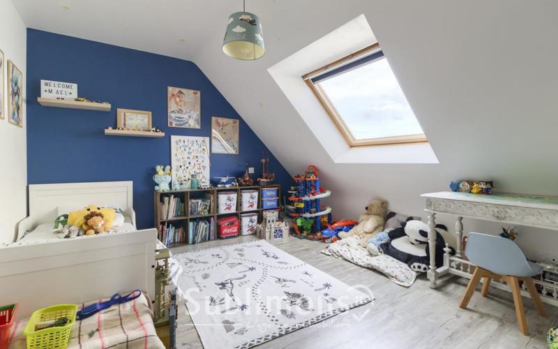 Maison - 95 m² - 5 pièces