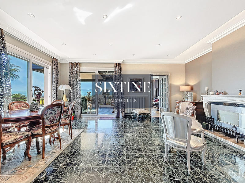 Maison - 144 m² - 10 pièces