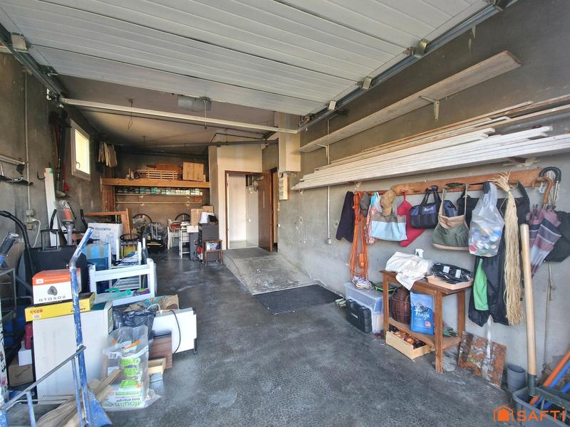 Maison - 223 m² - 7 pièces