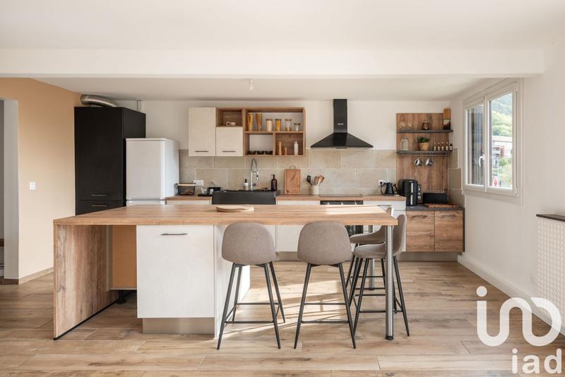 Appartement - 107 m² - 4 pièces