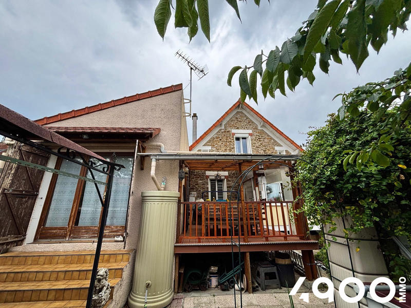 Maison - 152 m² - 6 pièces