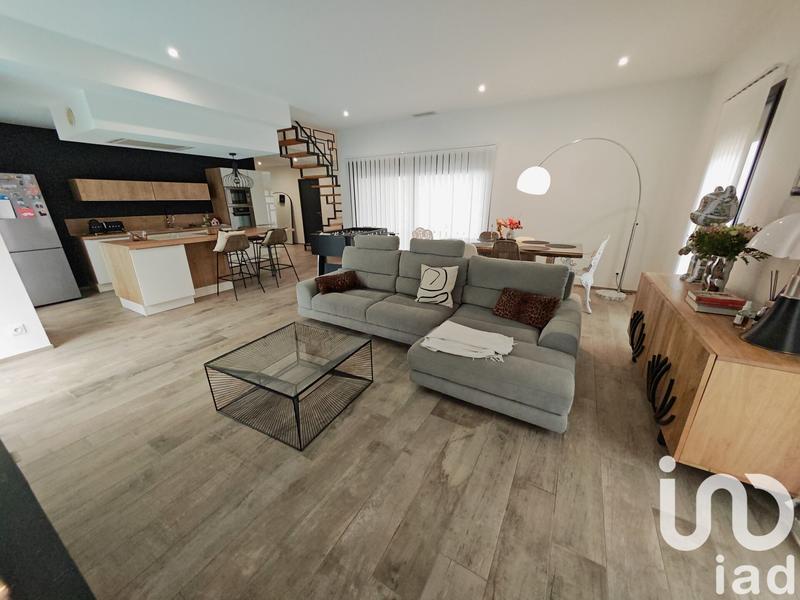 Maison - 125 m² - 5 pièces