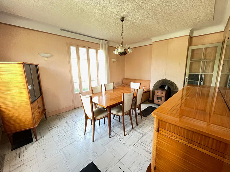 Maison - 107 m² - 6 pièces