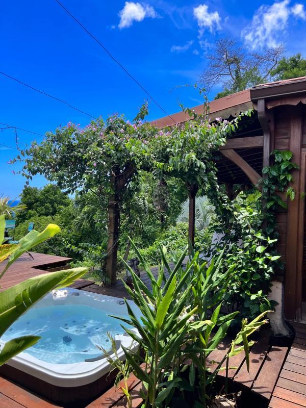 Propriété - 185 m² - 6 pièces