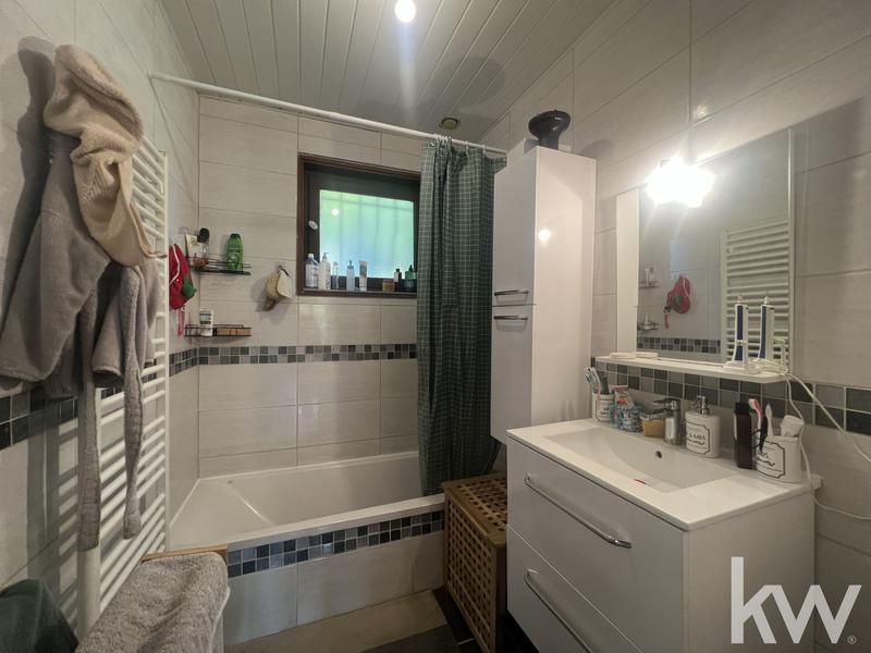 Maison - 110 m² - 3 pièces