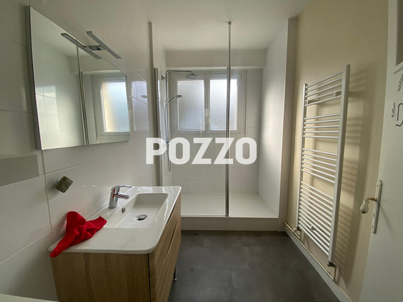 Appartement - 81 m² - 3 pièces