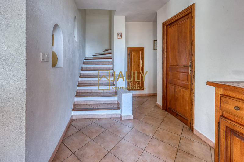 Villa - 190 m² - 8 pièces