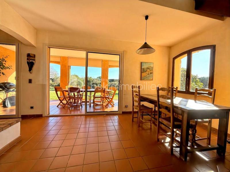 Maison de campagne - 230 m² - 8 pièces