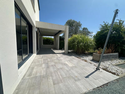 Maison - 106 m² - 4 pièces