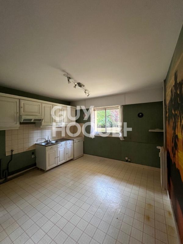 Appartement - 102 m² - 5 pièces