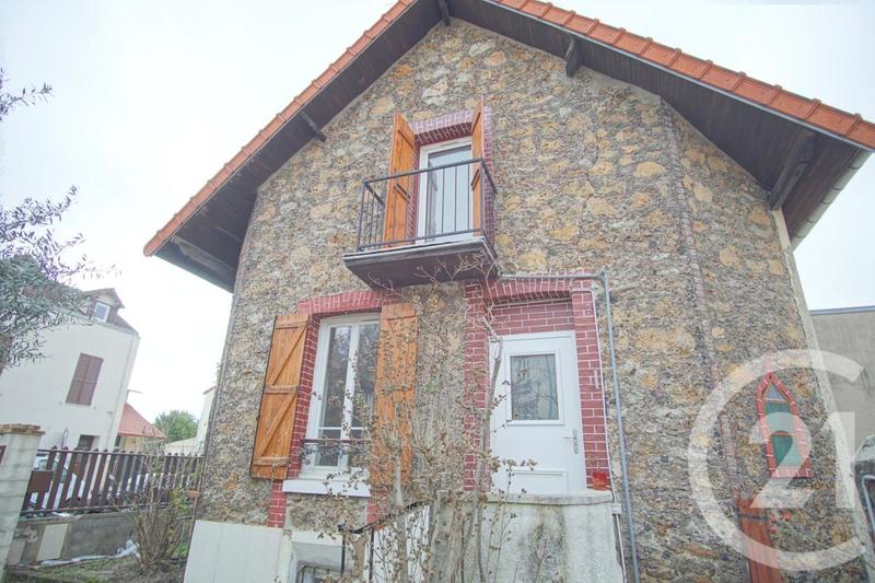 Maison - 85 m² - 5 pièces
