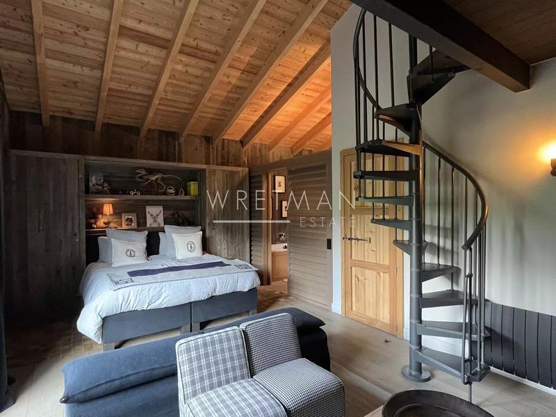 Châlet - 190 m² - 7 pièces