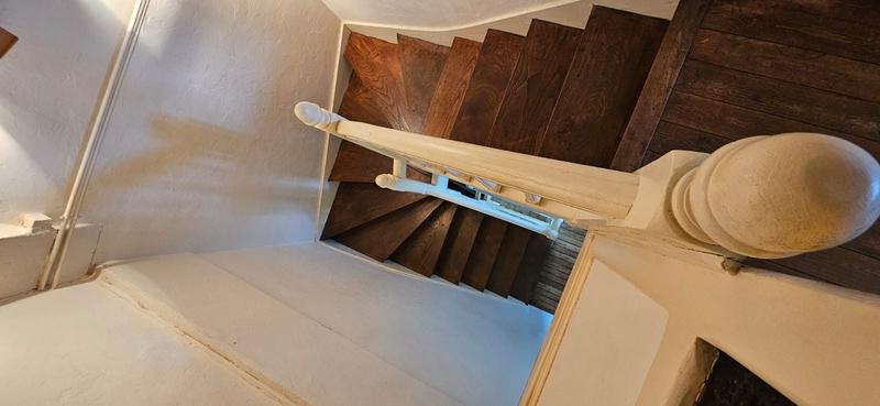 Maison - 145 m² - 9 pièces