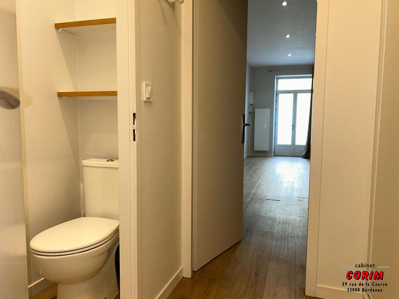 Local commercial - 26 m² - 1 pièce