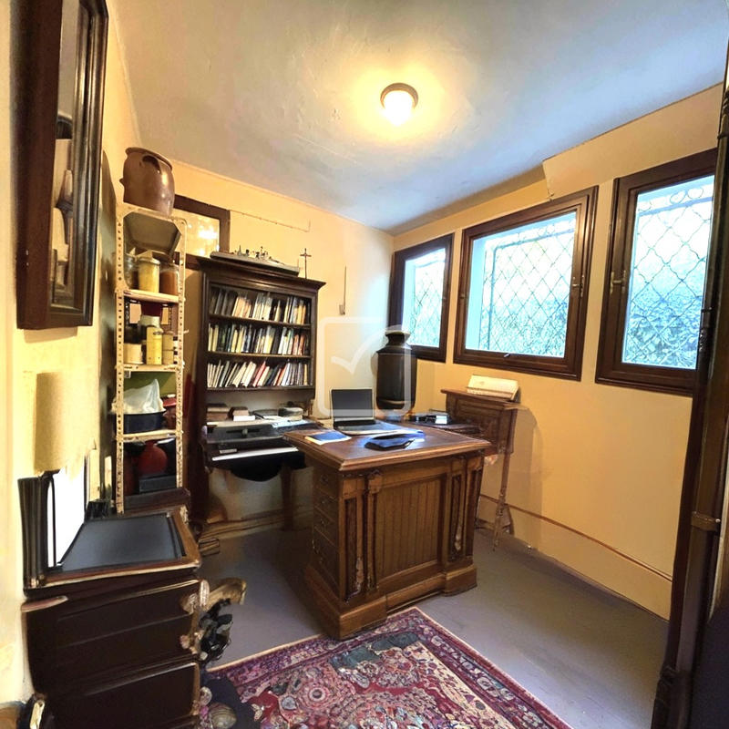 Maison - 170 m² - 7 pièces