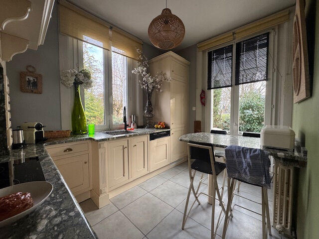 Maison - 147 m² - 5 pièces