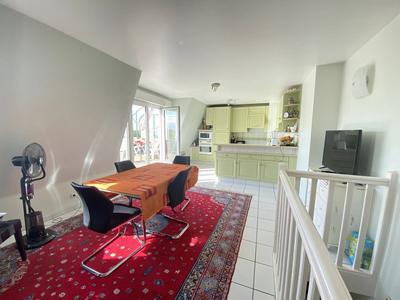 Appartement - 136 m² - 7 pièces