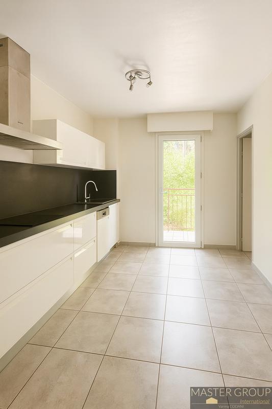 Appartement - 97 m² - 4 pièces