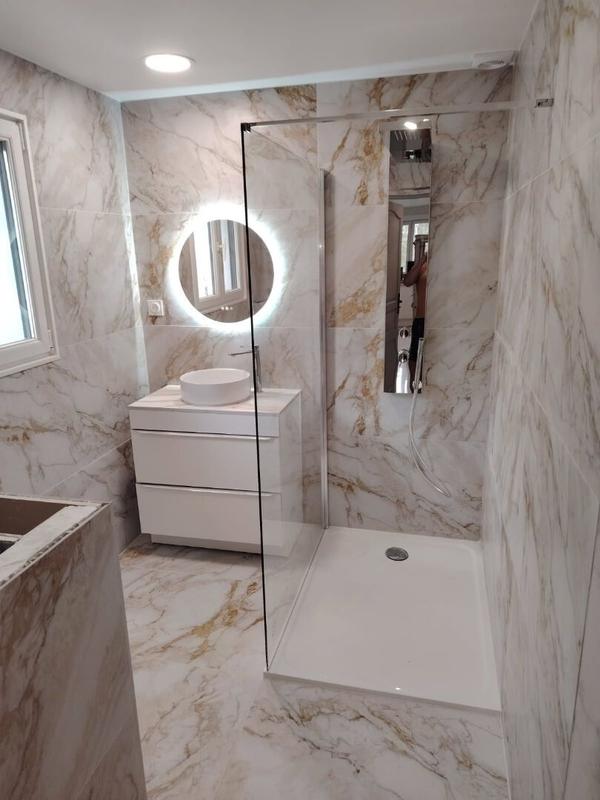 Maison - 201 m² - 8 pièces