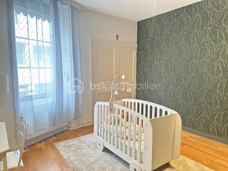 Maison de ville - 290 m² - 7 pièces