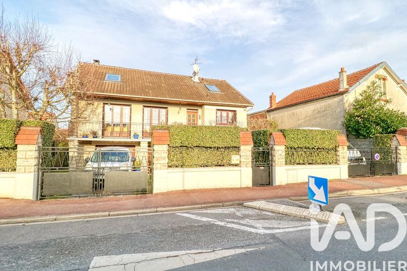 Maison - 157 m² - 7 pièces
