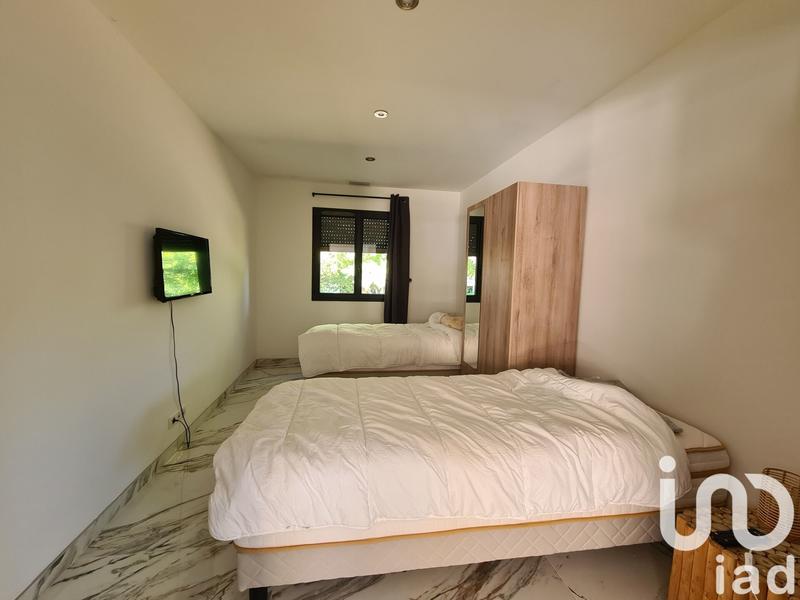 Maison - 250 m² - 7 pièces