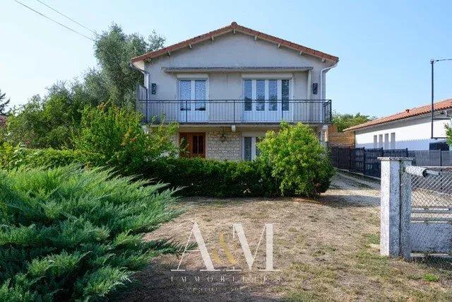 Maison - 162 m² - 7 pièces