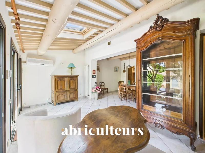 Maison - 94 m² - 5 pièces