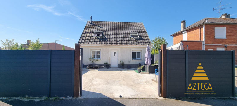 Maison - 90 m² - 4 pièces