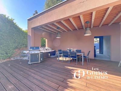 Villa - 165 m² - 6 pièces