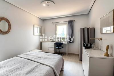 Maison - 218 m² - 6 pièces