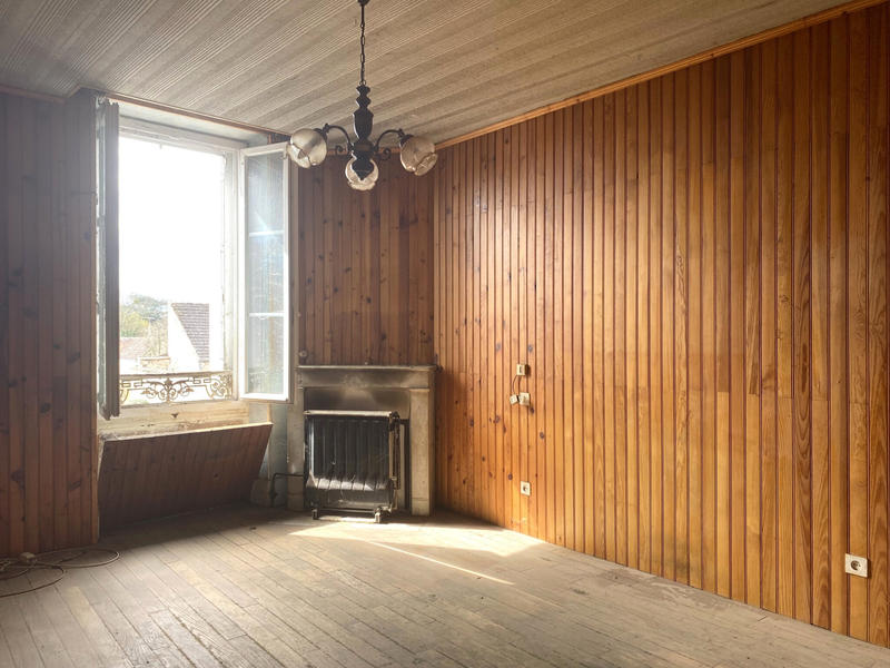 Maison - 95 m² - 5 pièces