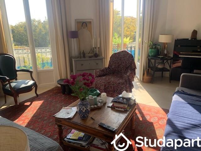 Chambre - 12 m² - 1 pièce