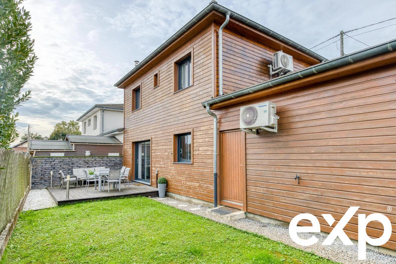 Maison - 85 m² - 5 pièces