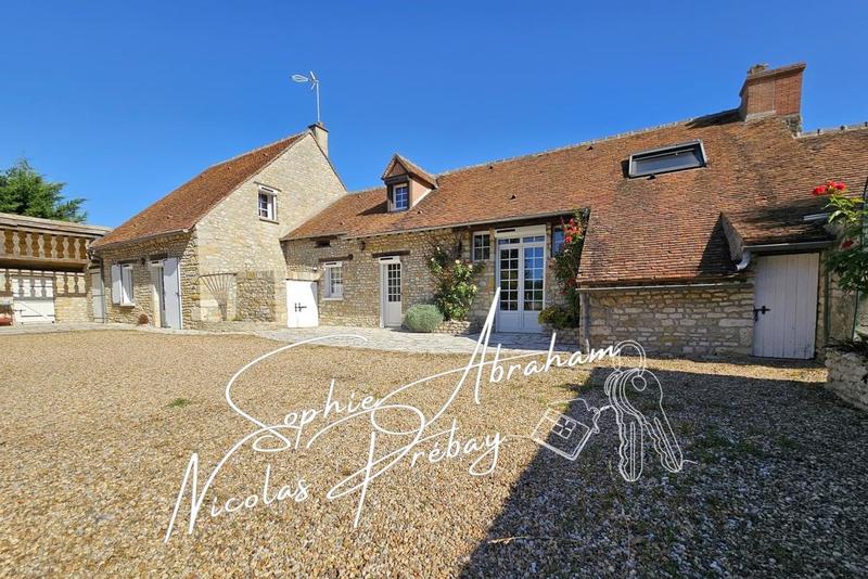 Maison - 310 m² - 11 pièces