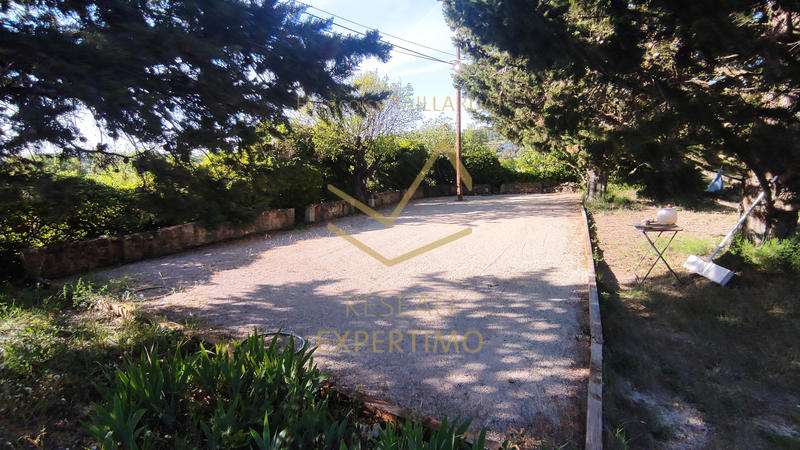 Maison - 205 m² - 7 pièces