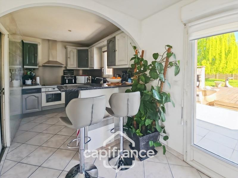 Maison - 96 m² - 5 pièces