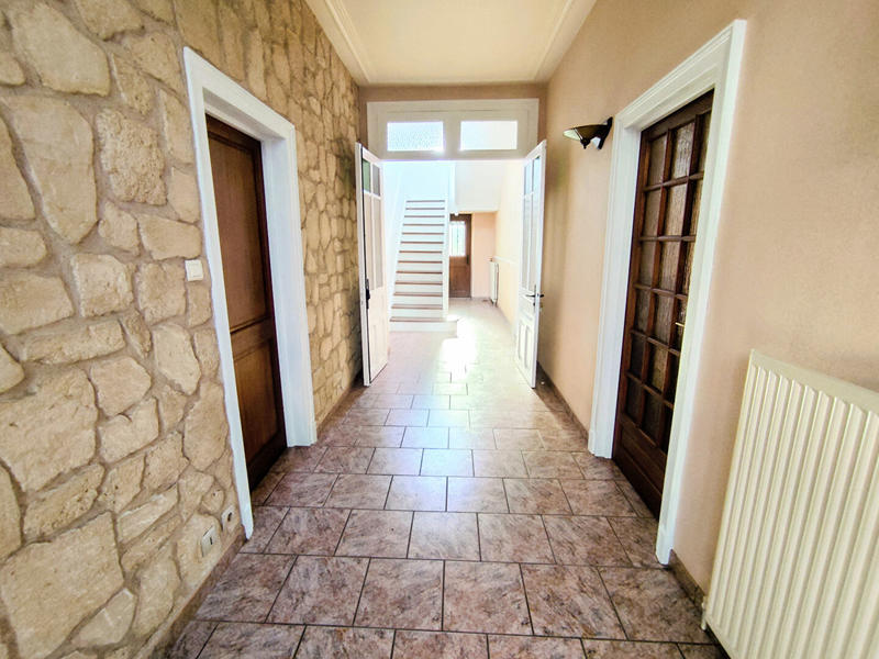 Immeuble - 369 m² - 20 pièces