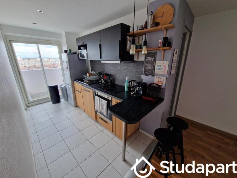 Chambre - 9 m² - 1 pièce