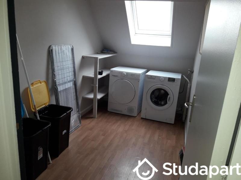 Chambre - 13 m² - 1 pièce