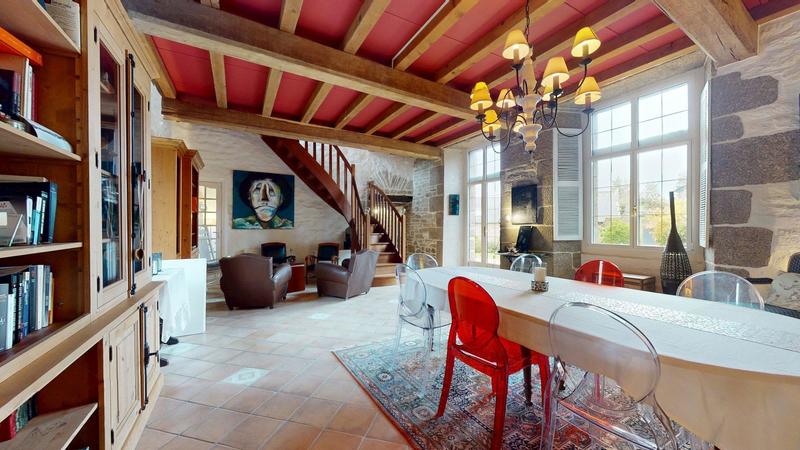 Château - 558 m² - 20 pièces