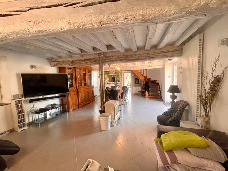 Maison - 200 m² - 8 pièces