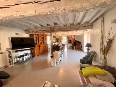 Maison - 200 m² - 8 pièces