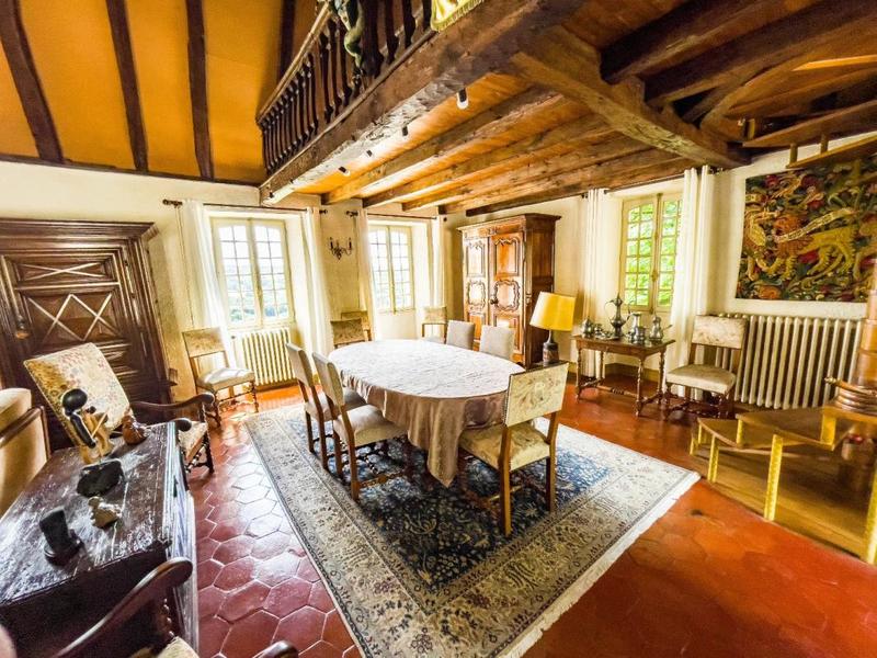 Maison bourgeoise - 301 m² - 10 pièces