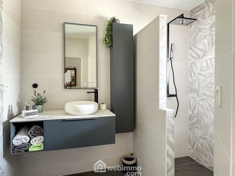 Maison - 146 m² - 6 pièces