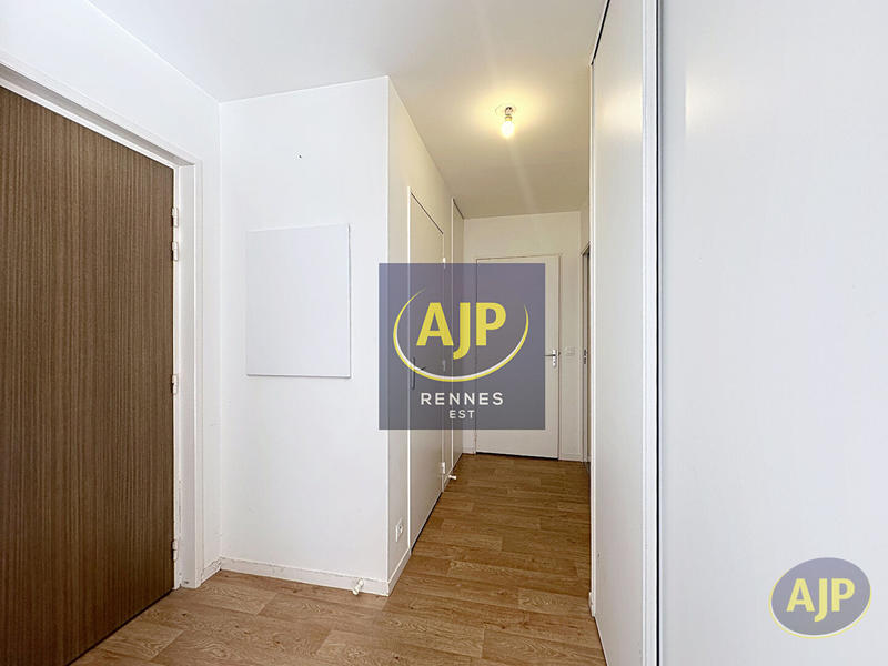 Appartement - 101 m² - 5 pièces