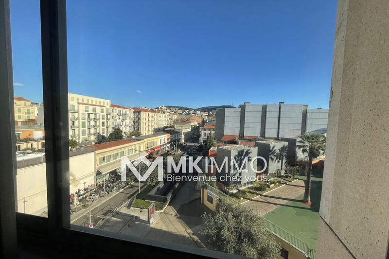 Local commercial - 130 m²