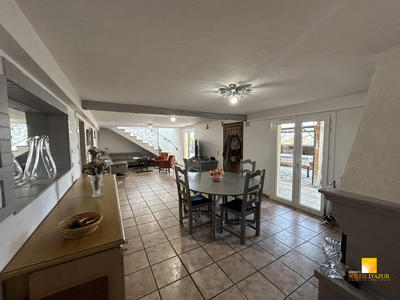 Maison - 154 m² - 6 pièces