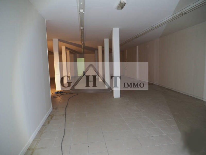 Local commercial - 280 m²